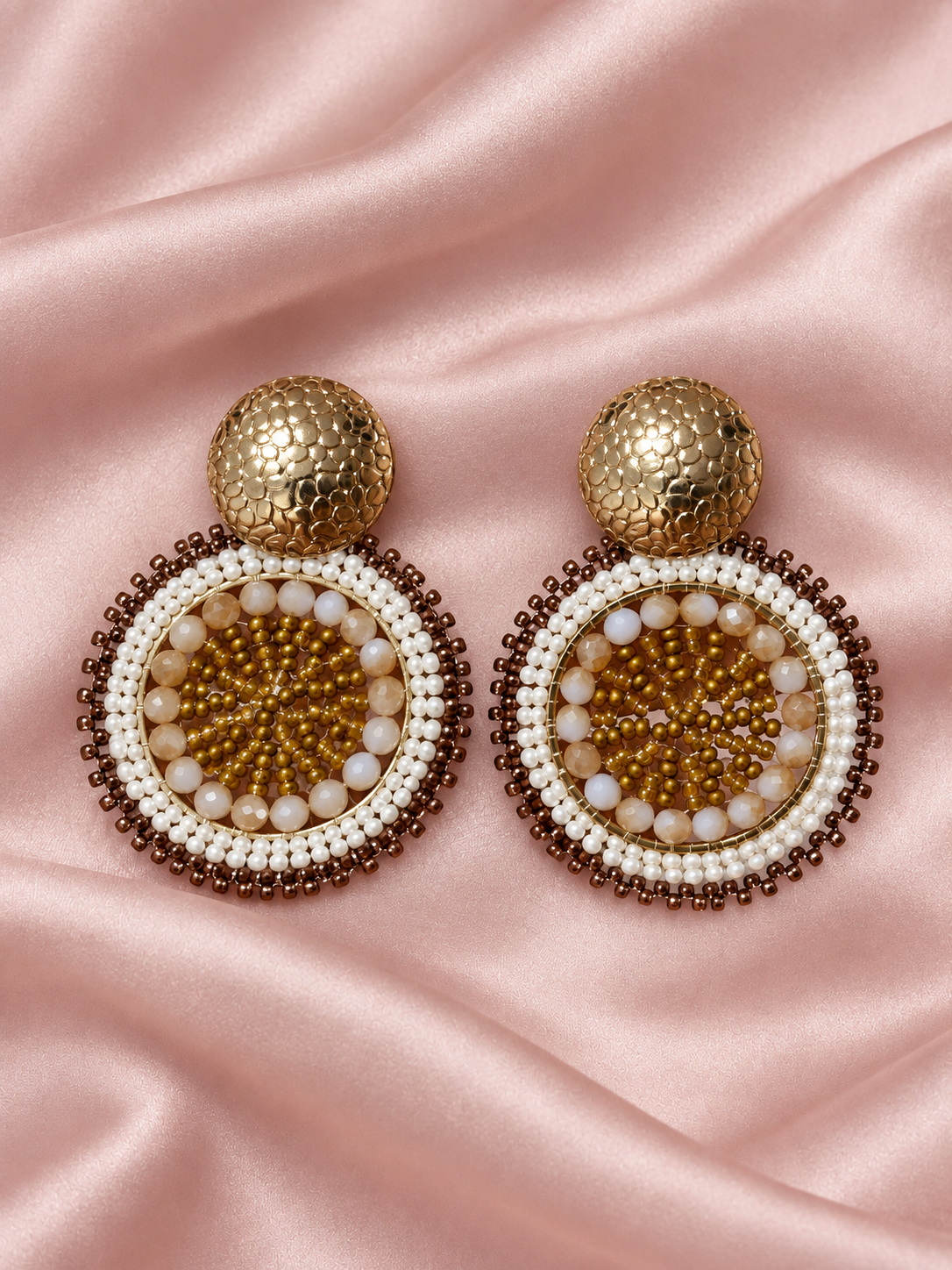 Subtle Glow Earrings - Image 4